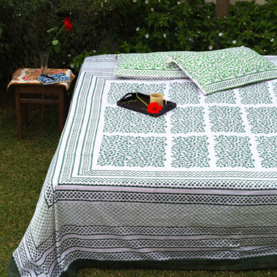 Kalaaai greenand white king size organic cotton bed sheet