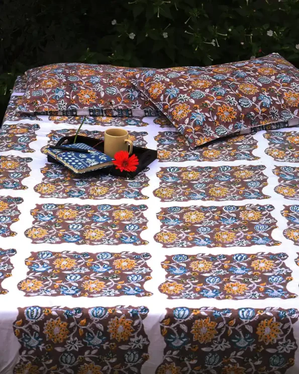 Brown Chukas Bedsheet