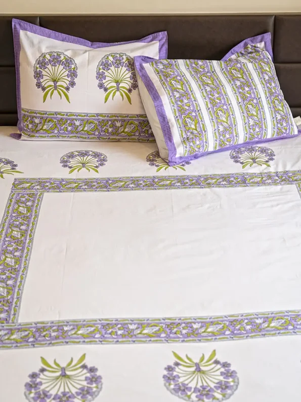 Kalaaai king size organic cotton hand block print bed sheet in lavender and white