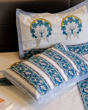 Kalaaai King size bed sheet set with two reversible pillow covers