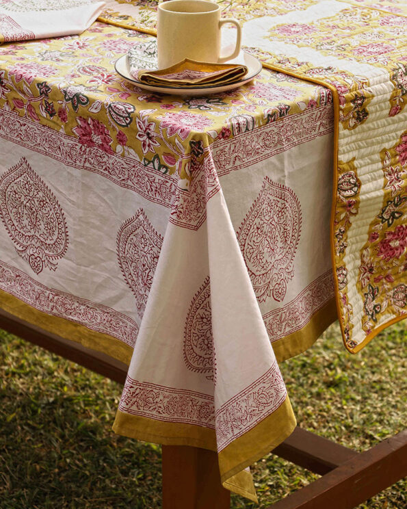 Kalaaai table cloth in floral print on organic cotton cloth