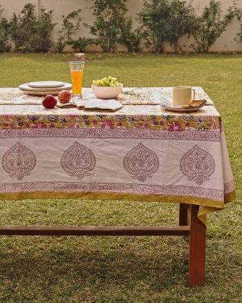 Kalaaai table cloth
