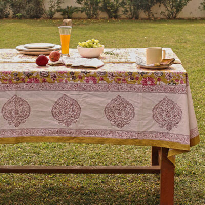 Kalaaai table cloth